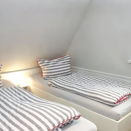 Golfoase 2 - Doppelhaushaelfte Fuer 6 Personen Oevenum